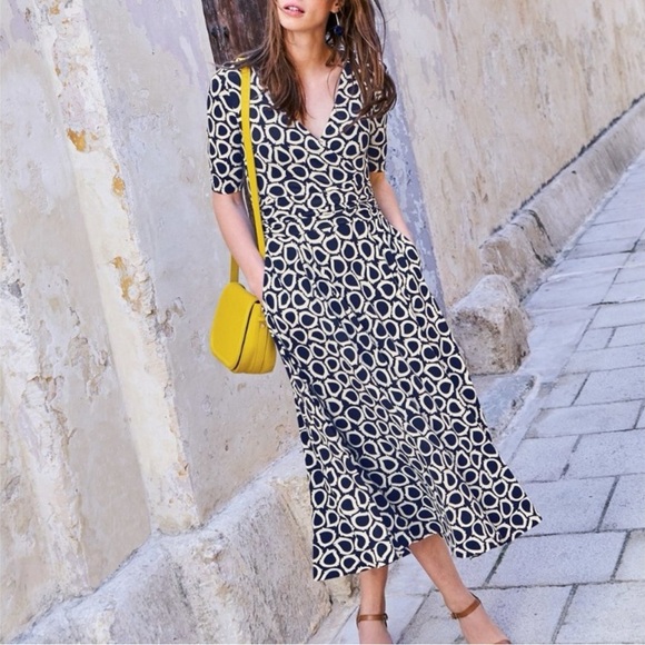 Boden Dresses & Skirts - Boden Kassidy Dress Navy and White Patterned Women’s Size 14L